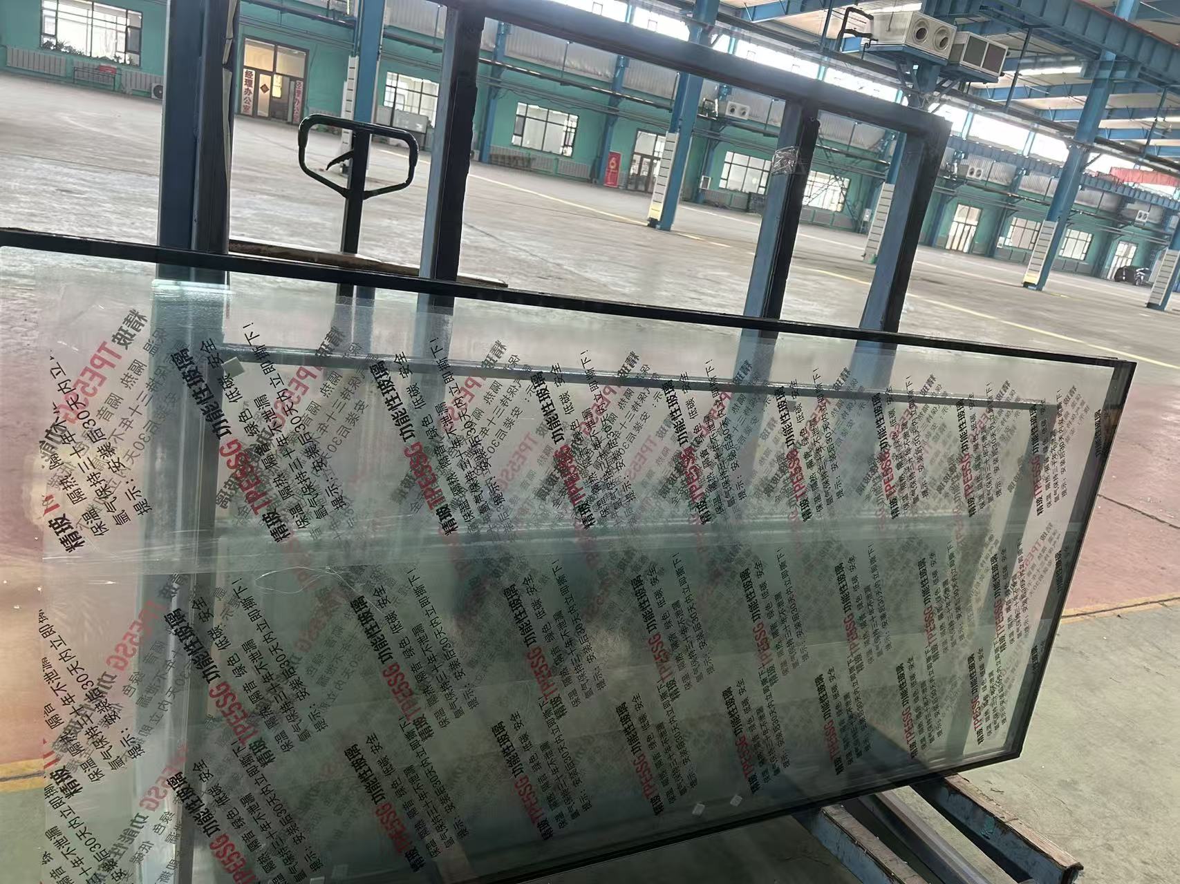 丹东市玻璃源头工厂夹层夹丝玻璃 - 一站式服务